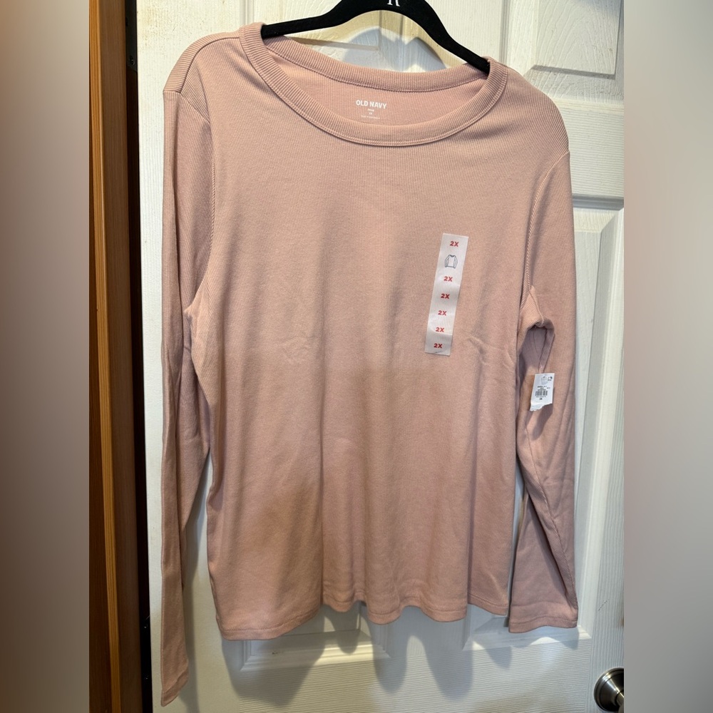 NWT old navy snug fit ribbed crew neck